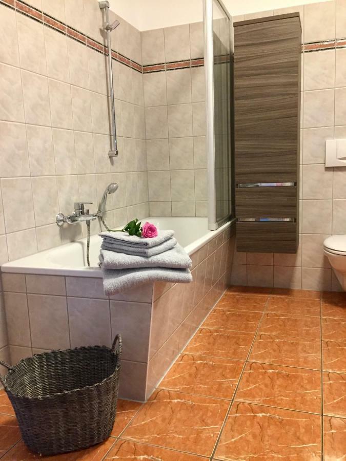 Ferienwohnung Am Wasser Villa Graf Von Pfeil 드레스덴 외부 사진